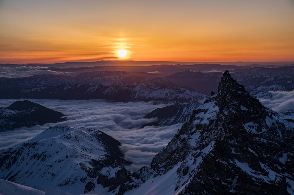 POW Sunsets Bank of the West Partnership Protect Our Winters